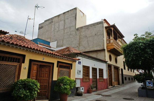 CASA EN JARDINES 